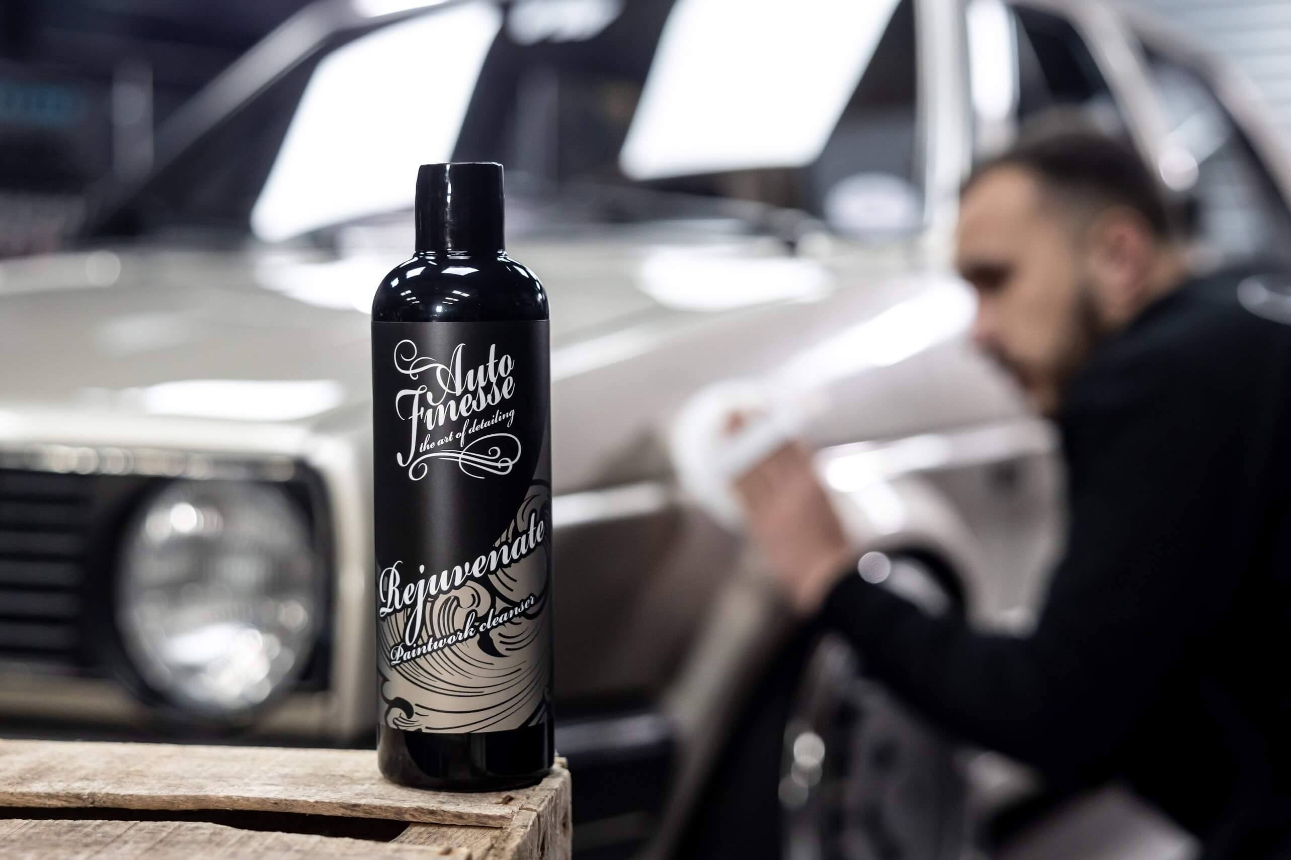 Auto Finesse | Rejuvenate Lackreiniger vor dem Wachsen