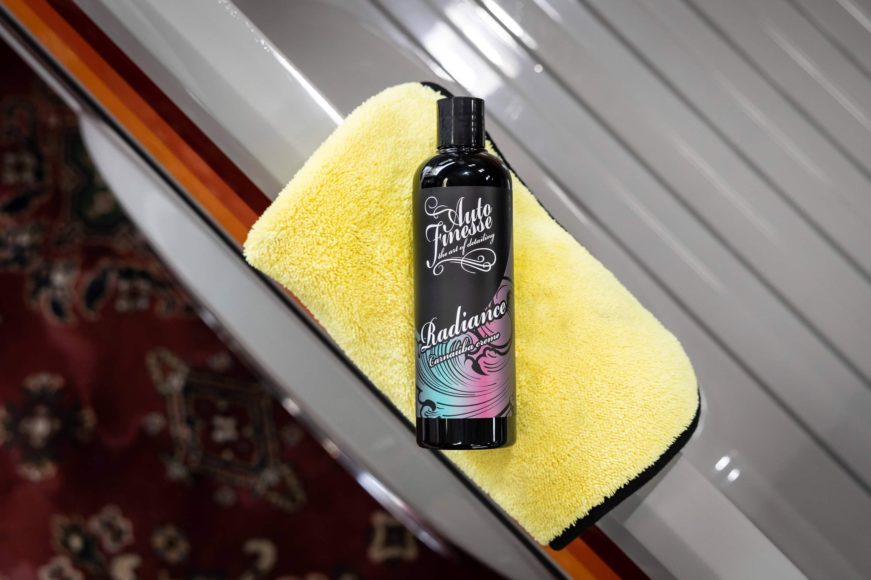 Auto Finesse | Cire de Carnauba Radiance - Formule crème facile à utiliser et à appliquer