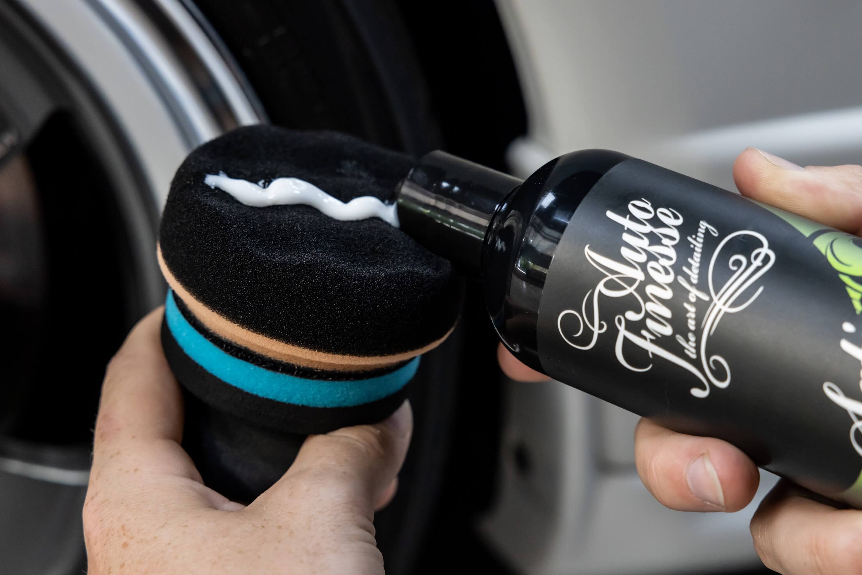 Auto Finesse | Handi Puck Kit – Minimise les efforts impliqués dans une variété de...