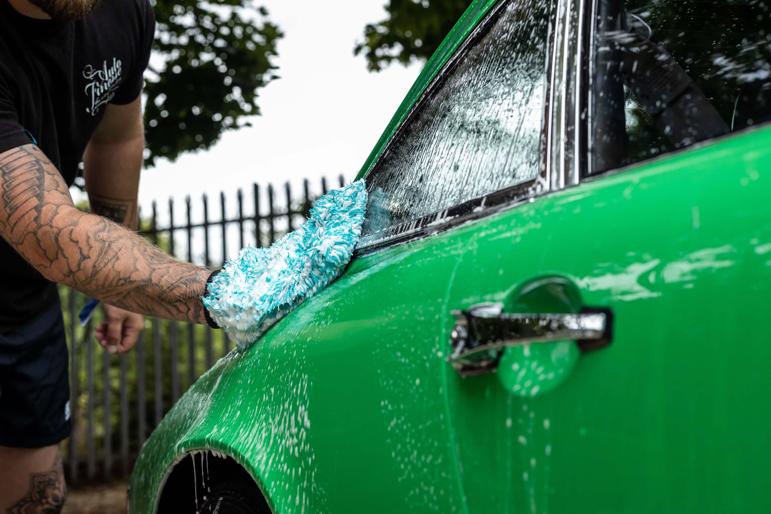 Auto Finesse | Wash &#39;n&#39; Gloss Keramik-Shampoo – reinigt, glänzt und schützt in einem