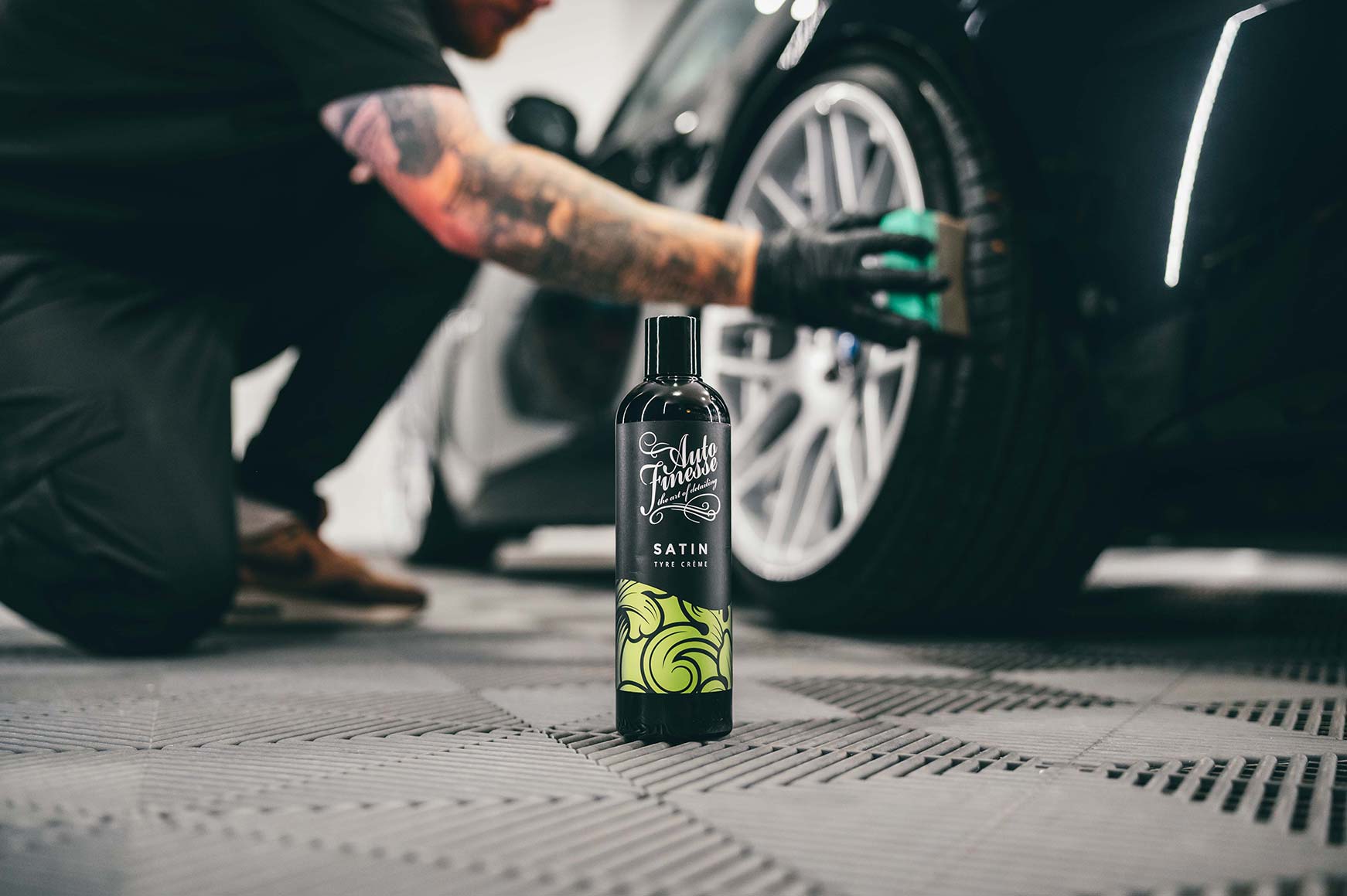 Satin 500ml & Tyre and Trim applicators