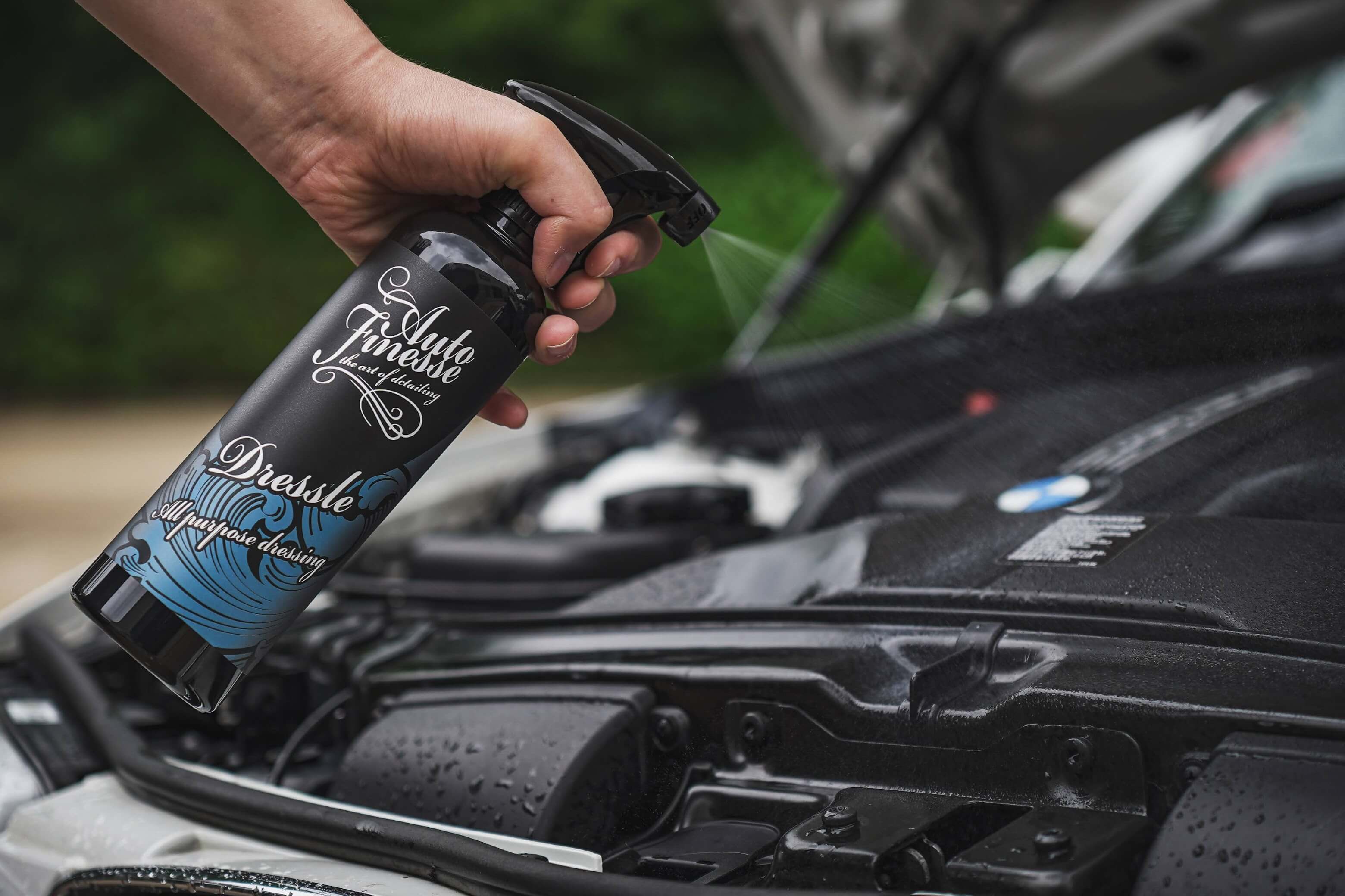 Auto Finesse | Dressle All-Purpose Dressing für Außen- und Innenverkleidungen