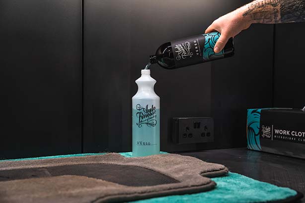 Verso 1L & Rag on a Roll