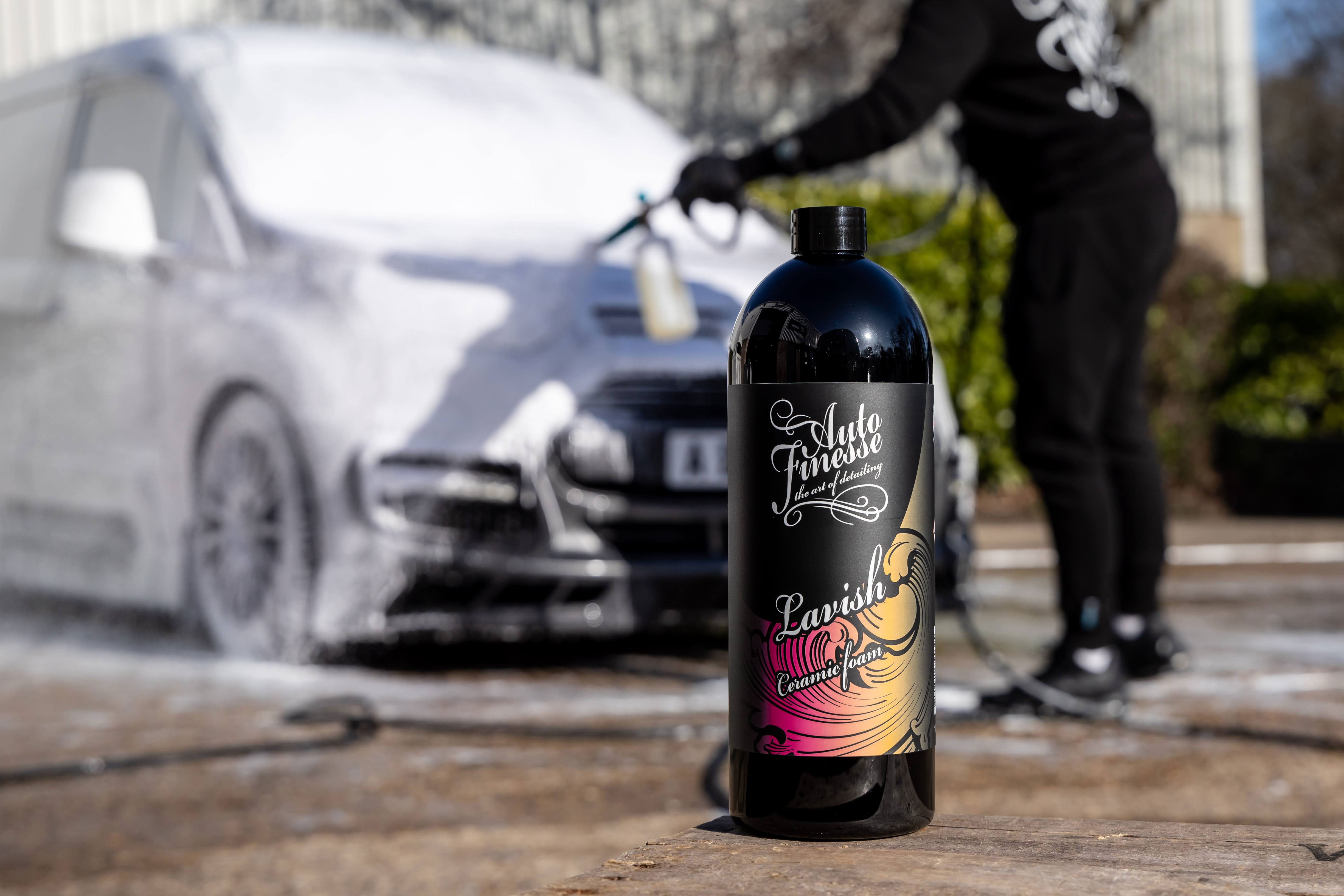 Auto Finesse | Lavish Ceramic Foam | Keramischer Schutz direkt von der Lanze aus angewendet