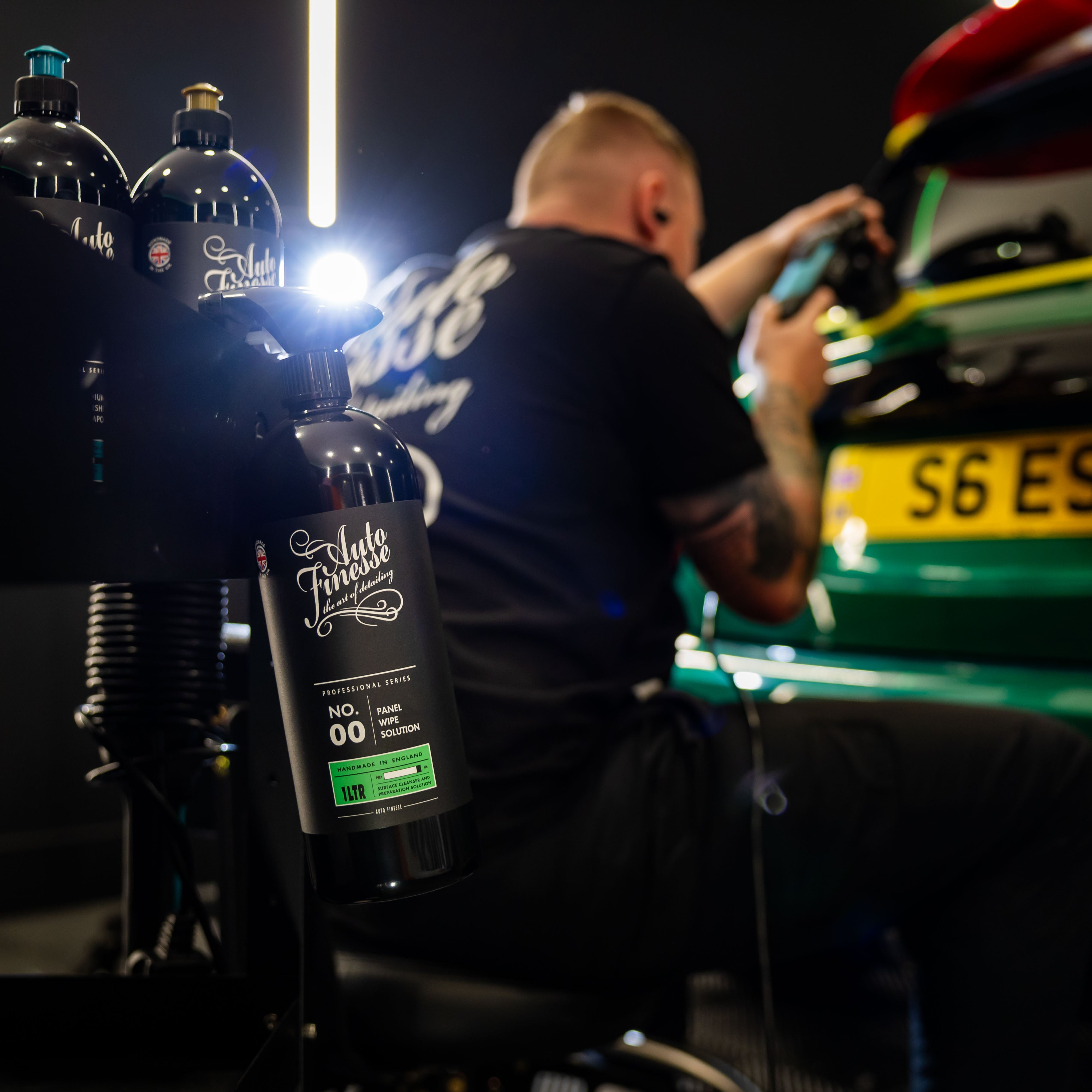 Panel Wipe Solution - Applying To Machine Polisher