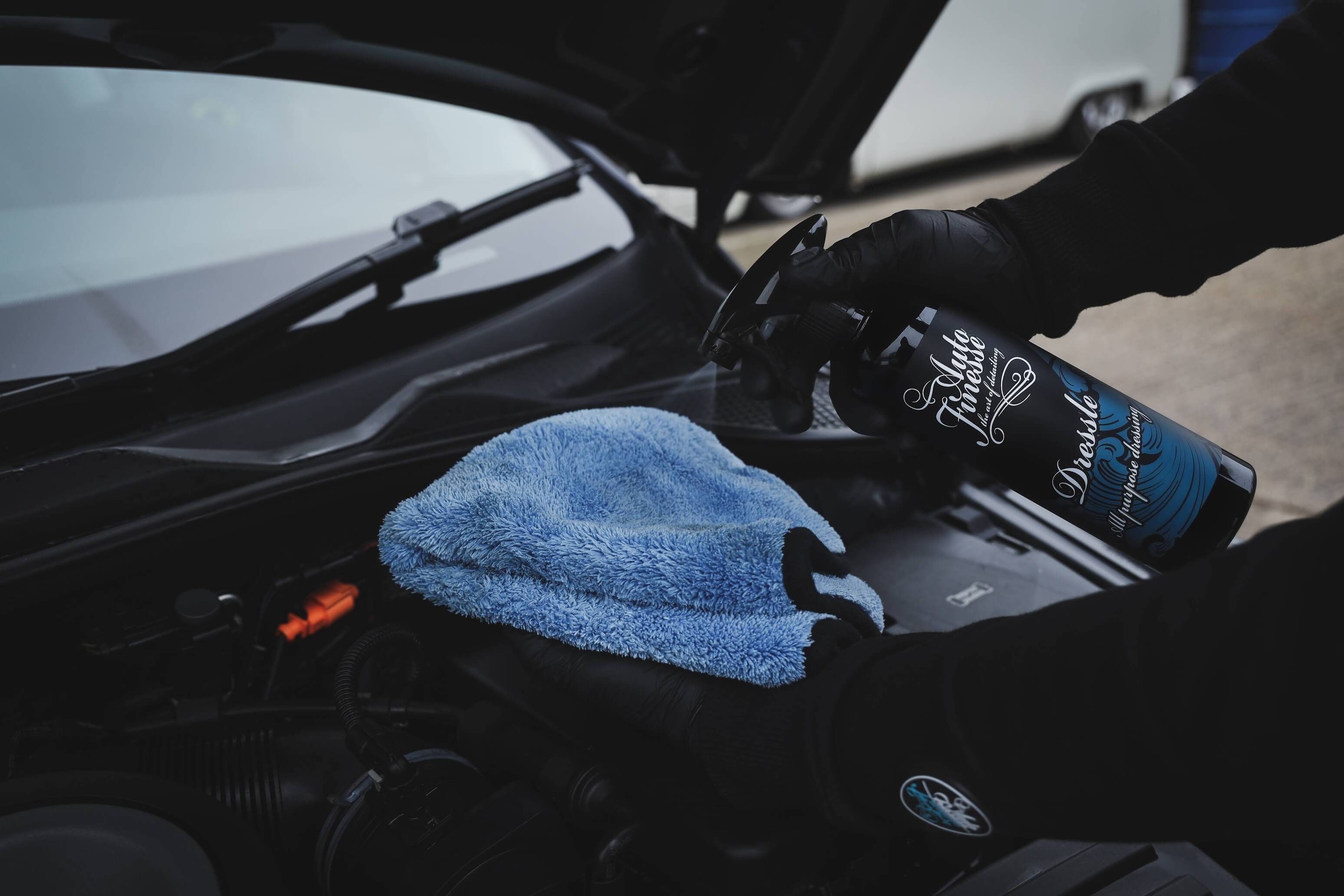 Auto Finesse | Dressle All-Purpose Dressing für Außen- und Innenverkleidungen