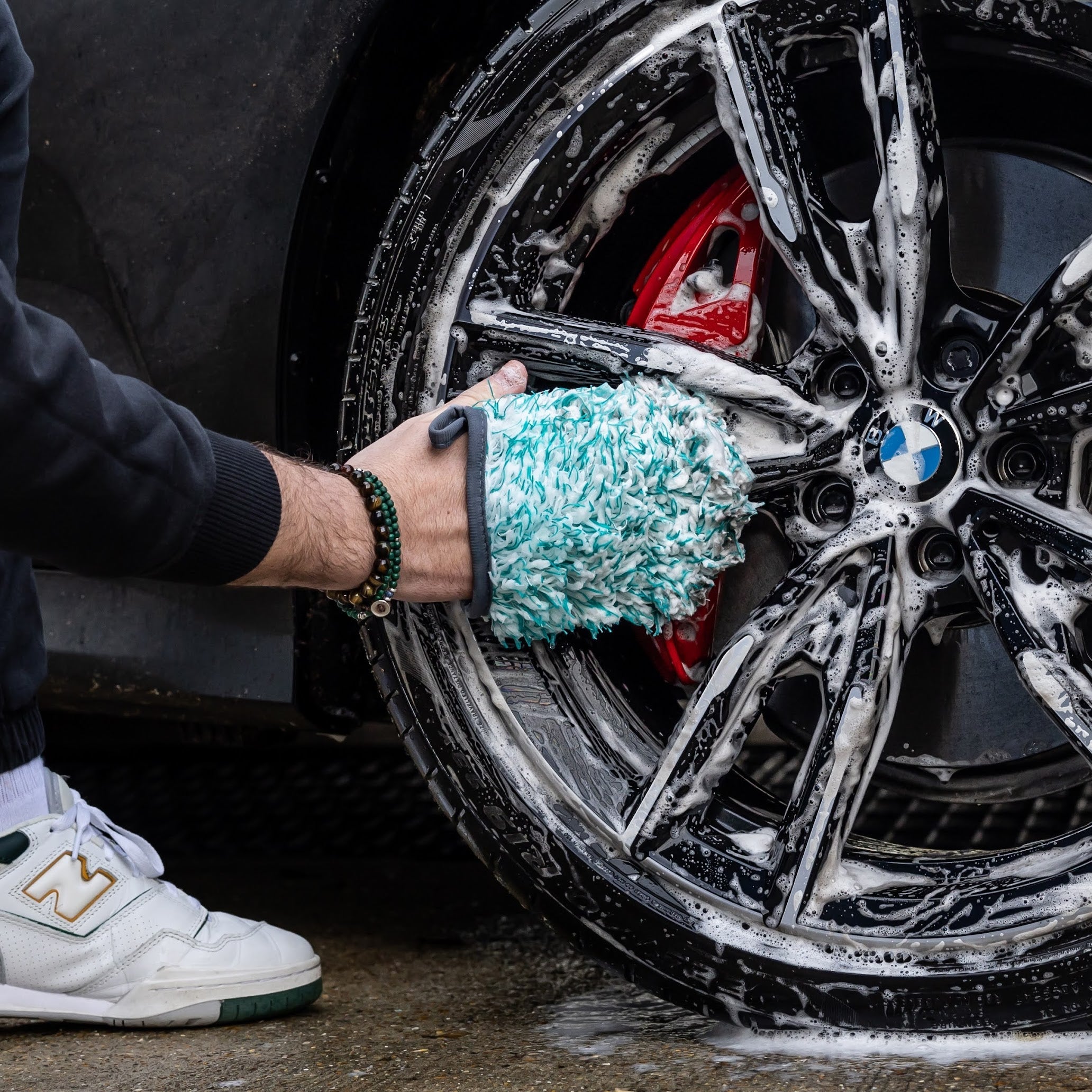 Auto Finesse | Car Detailing Products | Ultra Plush Wheel Mitt