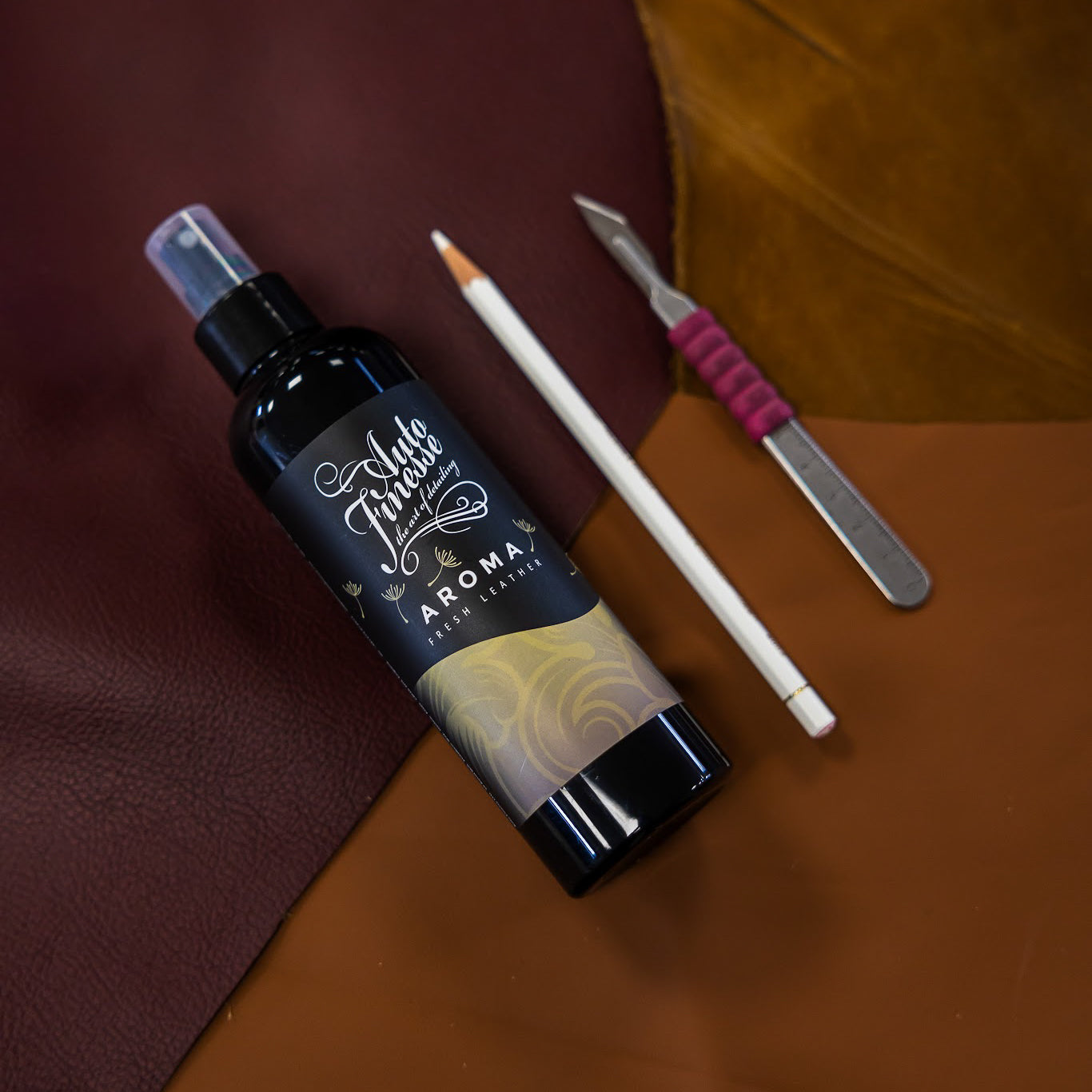 Aroma 250ml Spray Air Freshener Fresh Leather Square