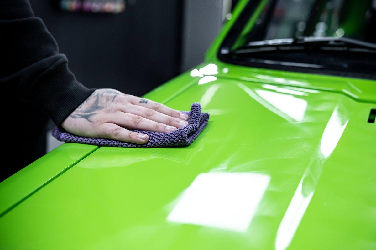 Illusion_wiping with microfiber towel