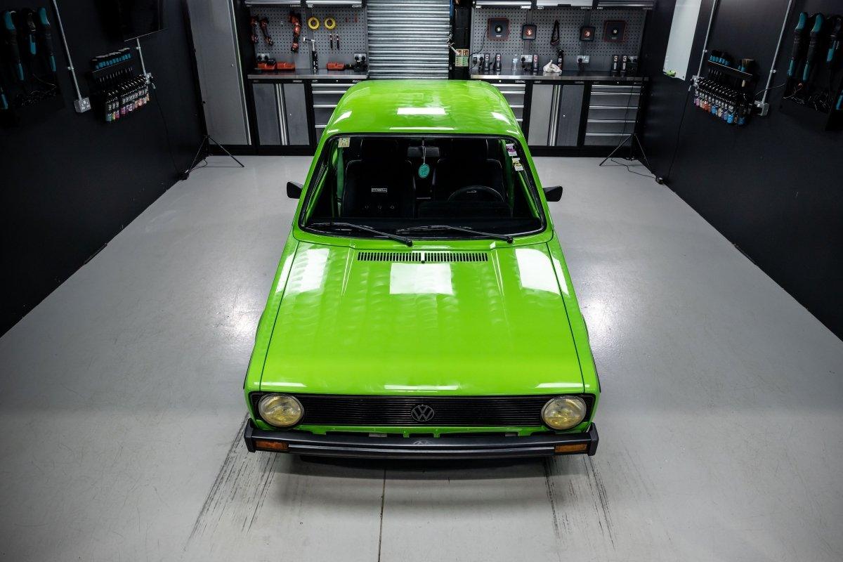 Illusion Show Car Wax_Applied