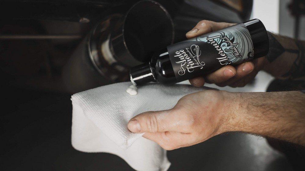 Mercury Metal Polish with cloth