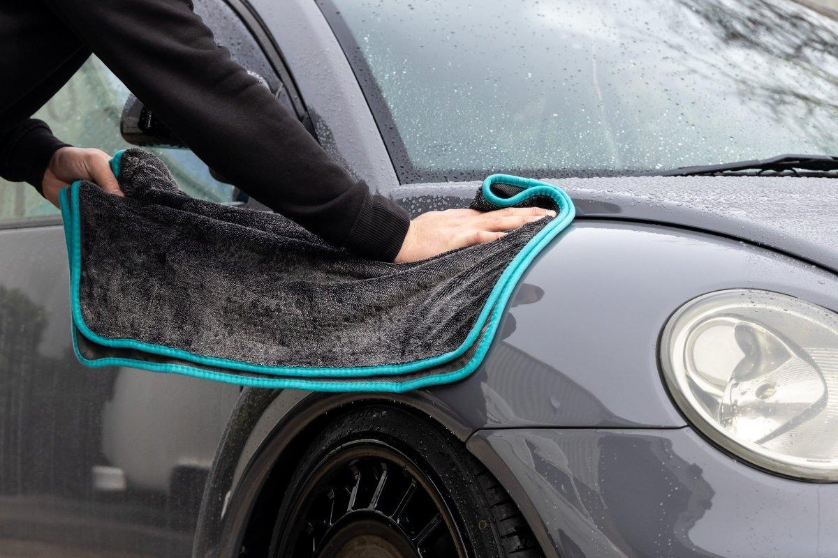 Cleaning Car With Silk Drying Towel